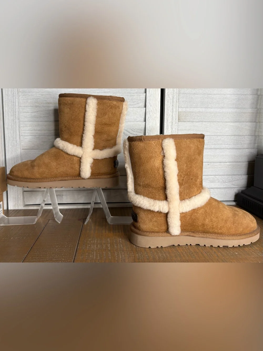 UGG Kids Hadley Boots Chestnut Suede Shearling Mid Calf Size 3 Kids